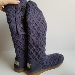 🔥UGG Sweater Blue Boot Size 8